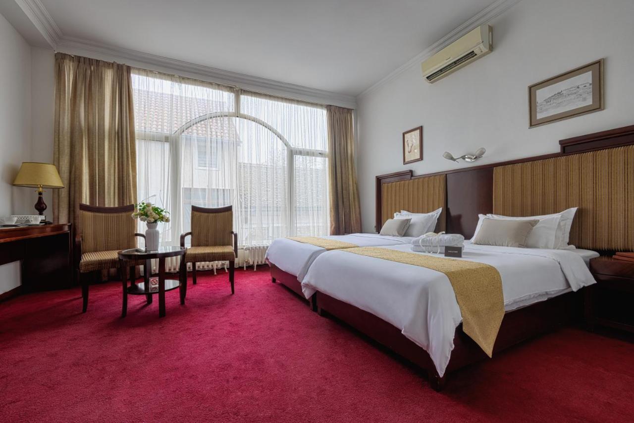 Garni Hotel Planeta Inn Novi Sad Exterior foto